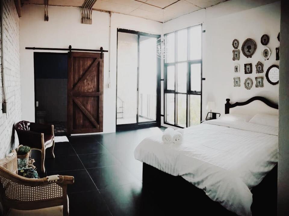 The Local Ari Hostel Μπανγκόκ Εξωτερικό φωτογραφία