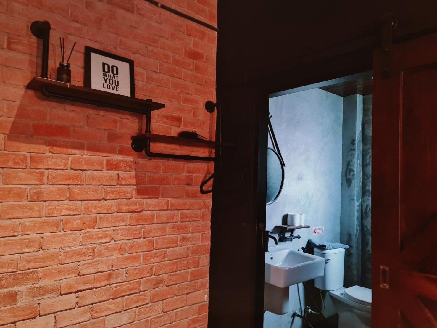 The Local Ari Hostel Μπανγκόκ Εξωτερικό φωτογραφία