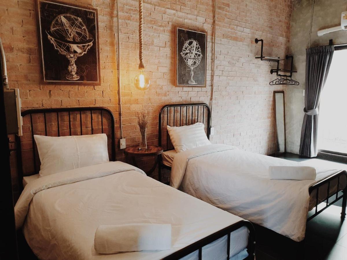 The Local Ari Hostel Μπανγκόκ Εξωτερικό φωτογραφία